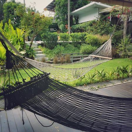 Glur Hostel Ao Nang Buitenkant foto