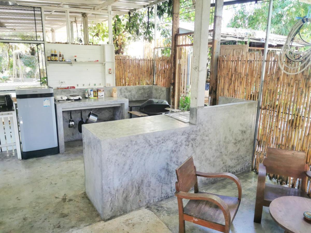 Glur Hostel Ao Nang Buitenkant foto