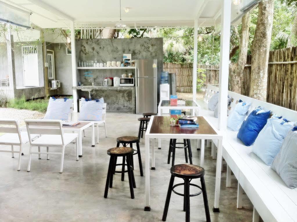 Glur Hostel Ao Nang Buitenkant foto
